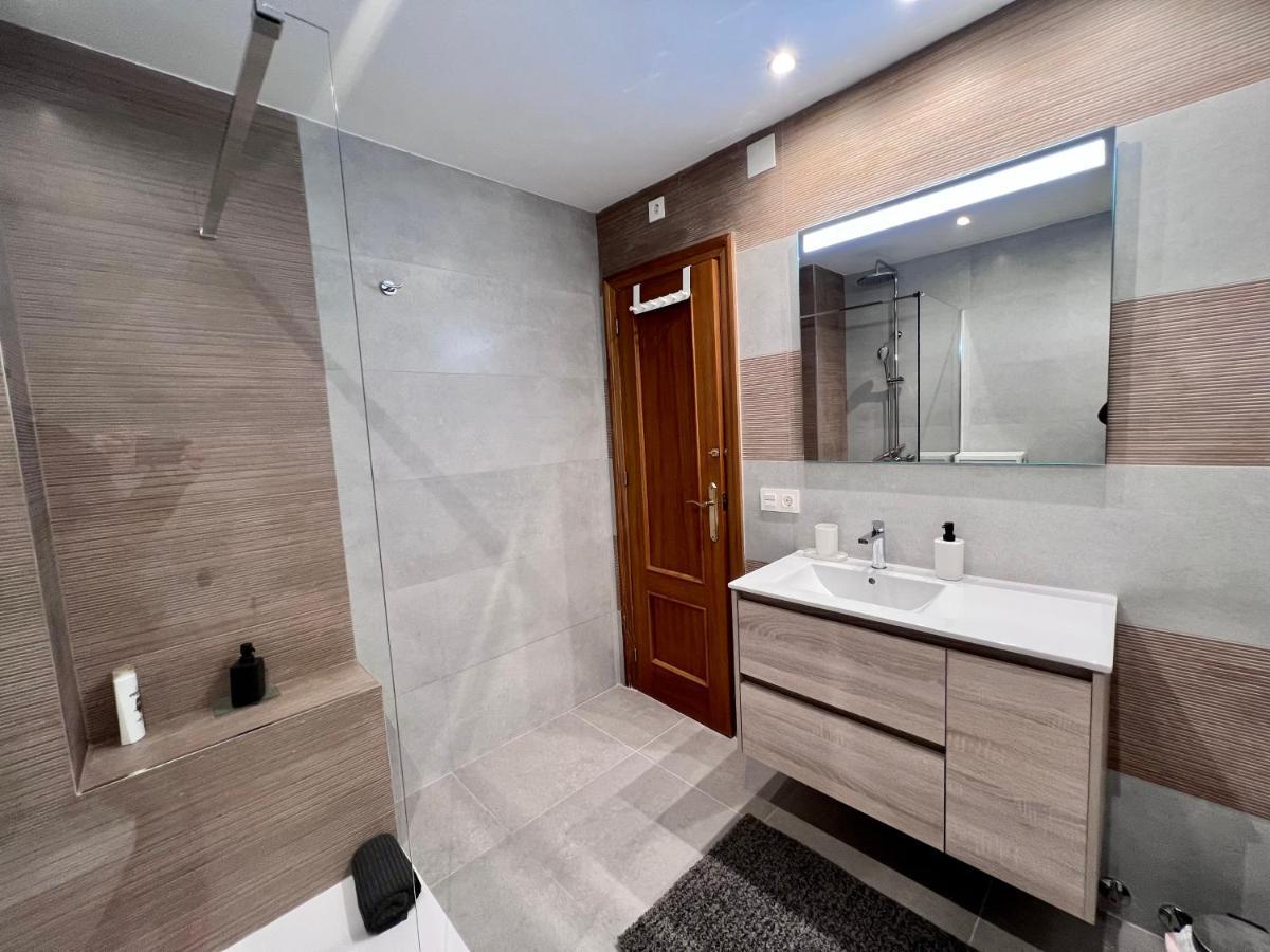 Stunning Sea View Apartment อาลิกันเต ภายนอก รูปภาพ