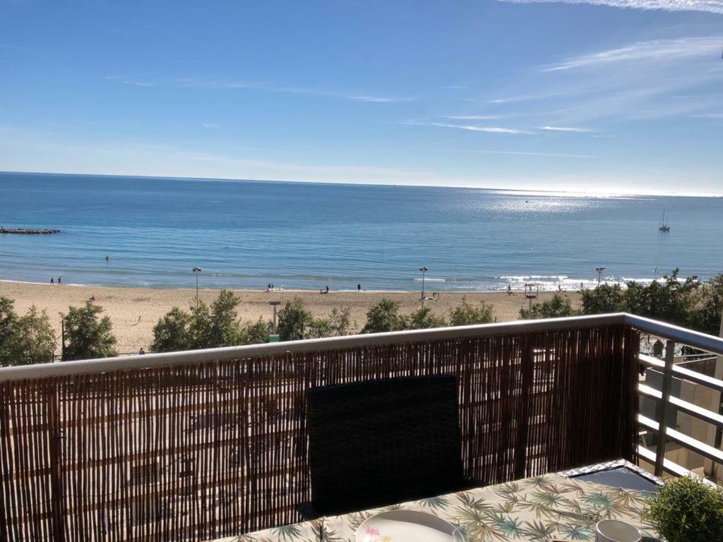 Stunning Sea View Apartment อาลิกันเต ภายนอก รูปภาพ