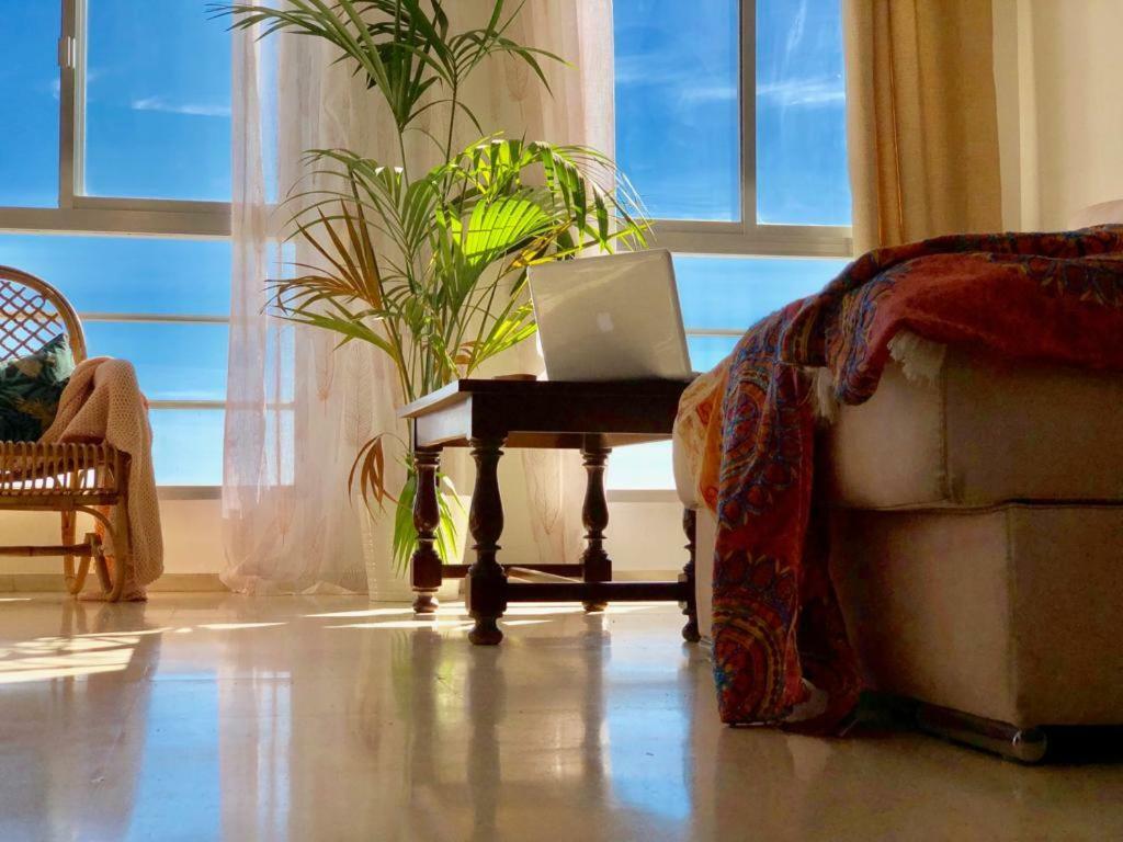 Stunning Sea View Apartment อาลิกันเต ภายนอก รูปภาพ